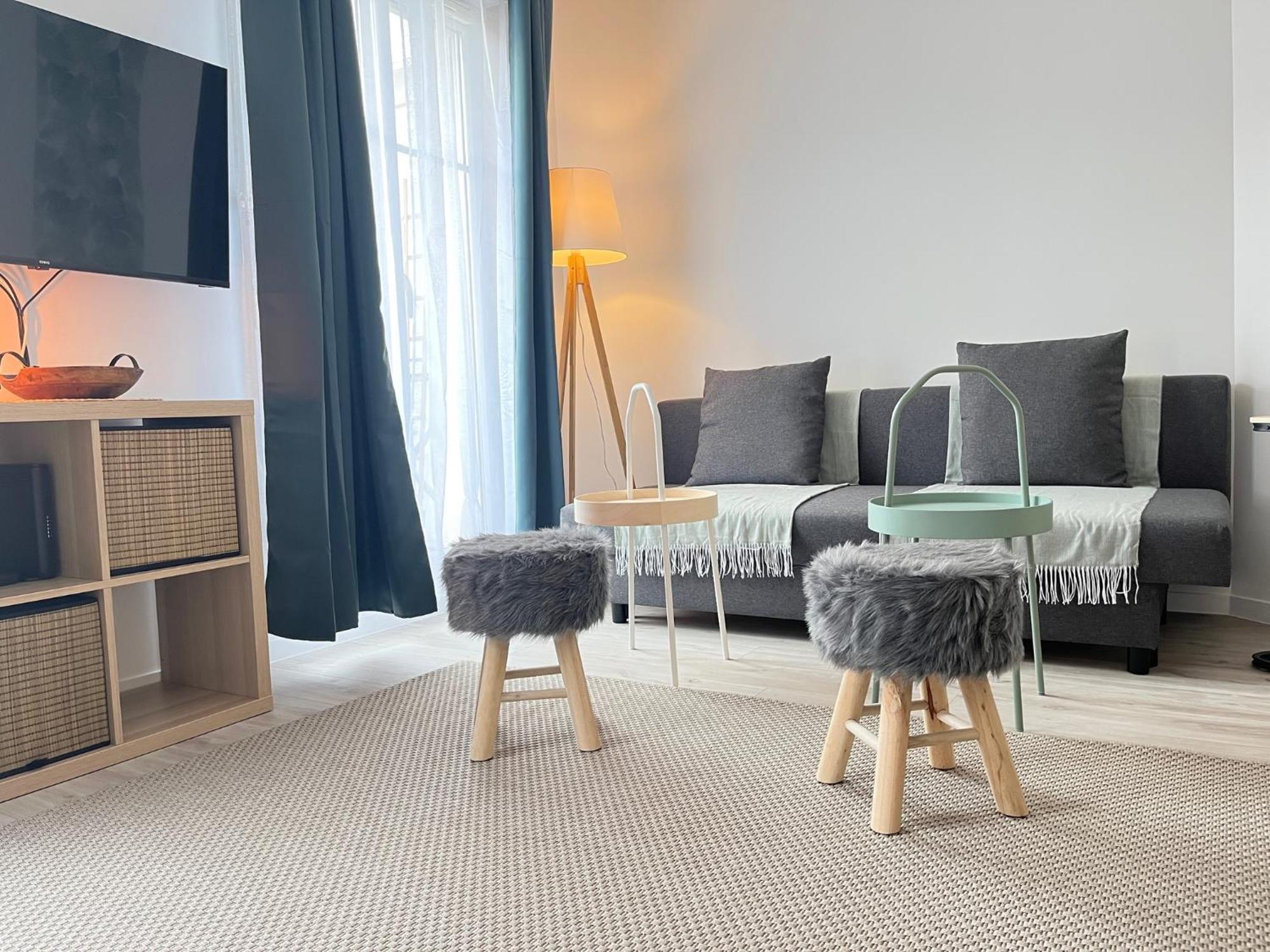 Studio Bienvenue - Louez L'Esprit Libre ! Bussy-Saint-Georges Esterno foto
